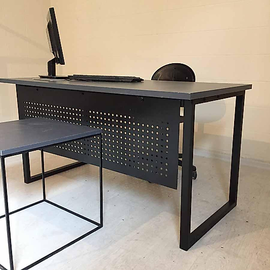 BÜRO MASALARI