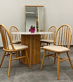 ahsap masa ve sandalye