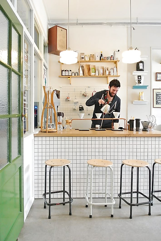 mimari-cafe-banko-modelleri